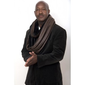 faux-leather-brown-infinity-scarf-diy