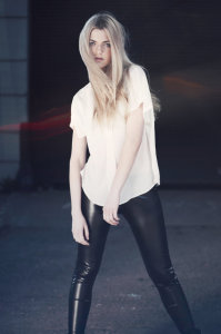 faux-leather-leggings